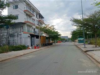 Cần bán mặt tiền kinh doanh ds10 lô a115 kcn tân đô, 3,2 tỷ , 105m2, đức hoà hạ, long an