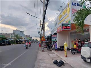 Bán nhà tại đường lý thái tổ chợ cau ke, xã phú hữu, nhơn trạch, đồng nai 158m2 giá 12.2 tỷ, 156m2