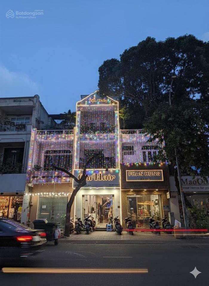 Bán nhà mặt tiền tại nguyễn trãi, 26 tỷ, 75m2, 4pn, 3wc, đẹp cực chất