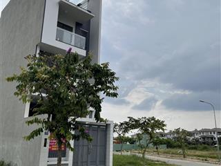 Chính chủ cho thuê nhà phố nt cao cấp 4 pn khu dc dương hồng bình hưng, bình chánh