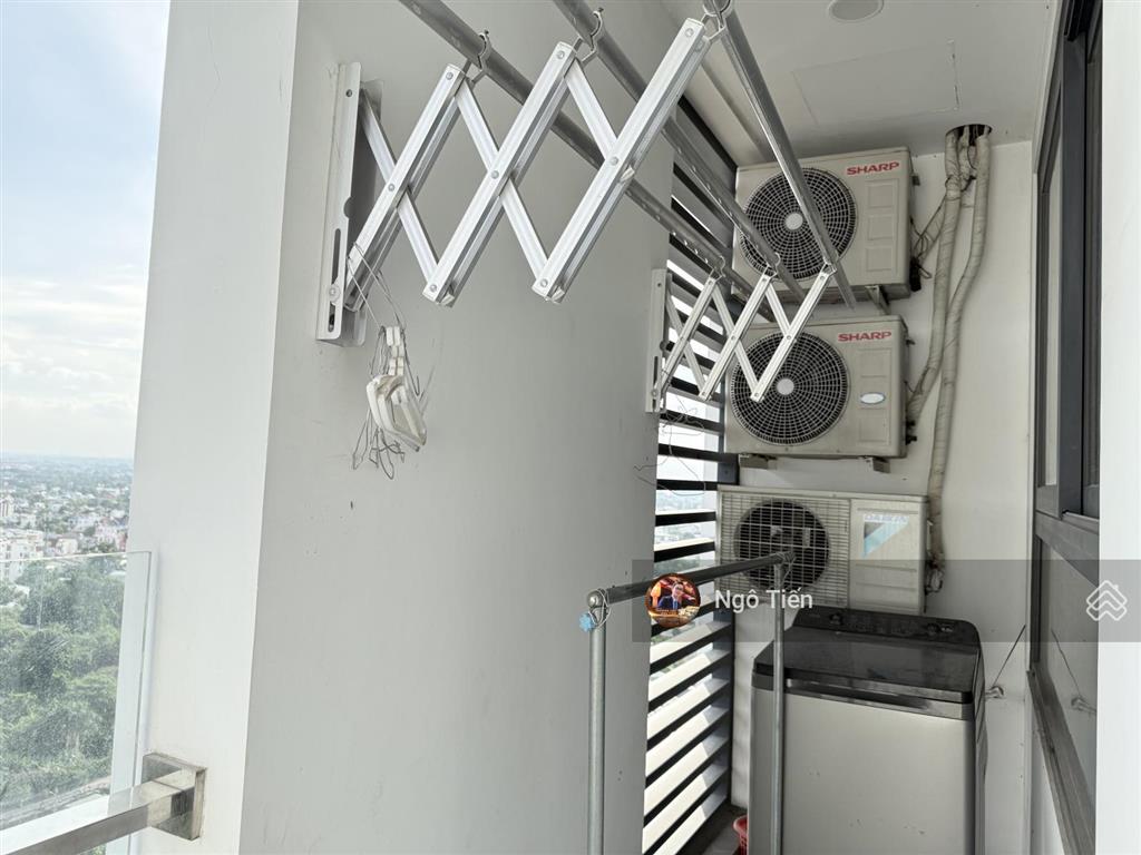 Chính chủ cần ra gấp 2pn 2wc 79m2 full nội thất đẹp chỉ 2 tỷ 350 bao thuế ở csky view