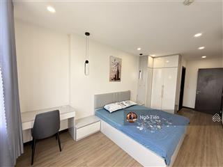 Cuối năm kẹt tiền, chính chủ cần ra gấp 2pn 2wc 79m2 full nội thất đẹp chỉ 2tỷ180 cskyview