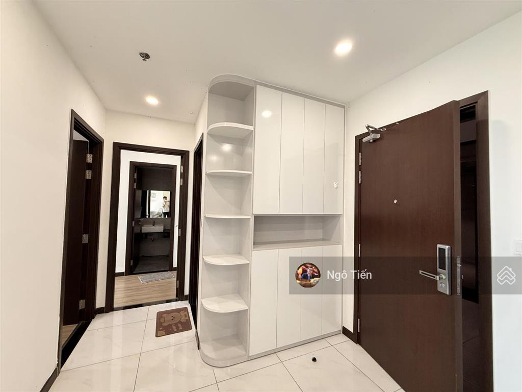 Chính chủ cần ra gấp 2pn 2wc 79m2 full nội thất đẹp chỉ 2 tỷ 350 bao thuế ở csky view