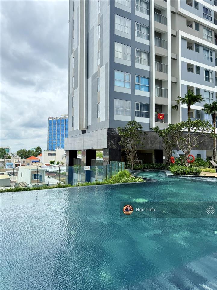 Cần bán gấp trong tháng này, căn hộ 1pn happyone central loại lớn 52m2  1,9 tỷ bao thuế phí