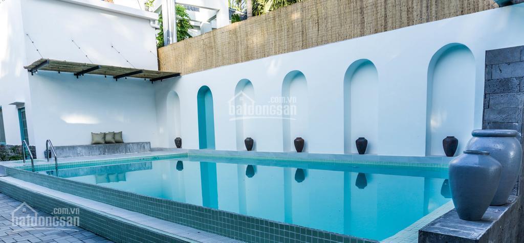 Chính chủ cần bán resort mũi né, mặt tiền nguyễn đình chiểu 15m và mt biển 15m. dt 1200m2