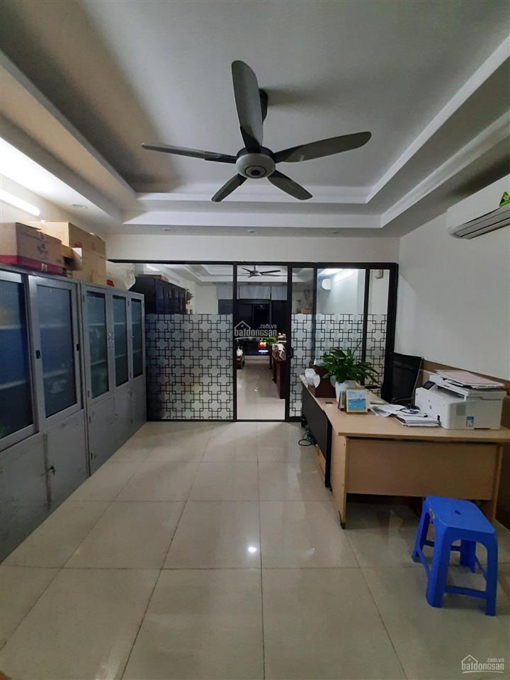 Bán nhà gần kđt đại kim định công, nhà mới xây 8 tầng đẹp có thang máy. chính chủ bán