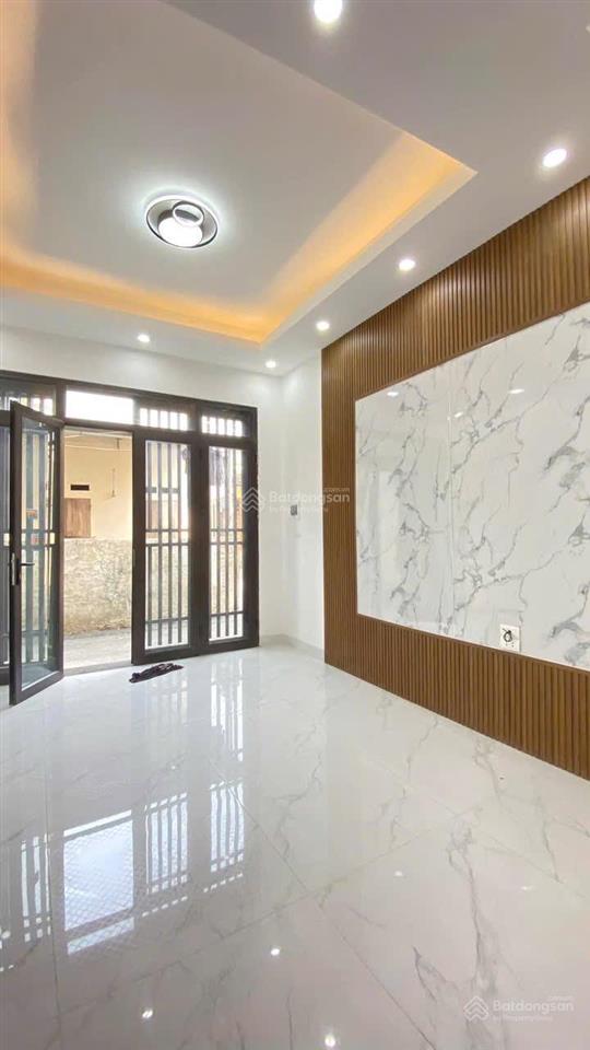 Bán nhà 40m2 xây 4 tầng, nội thất đầy đủ. đường nhựa trước nhà. biên giang, hà đông. giá 4,1 tỷ.