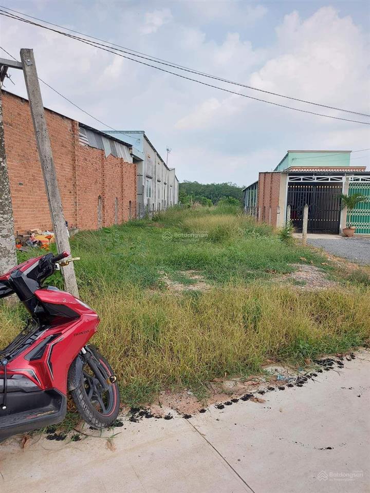 Cần bán lô đất mặt tiền đường mỹ phước tân vạn phường tân định  tp bến cát  bình dương