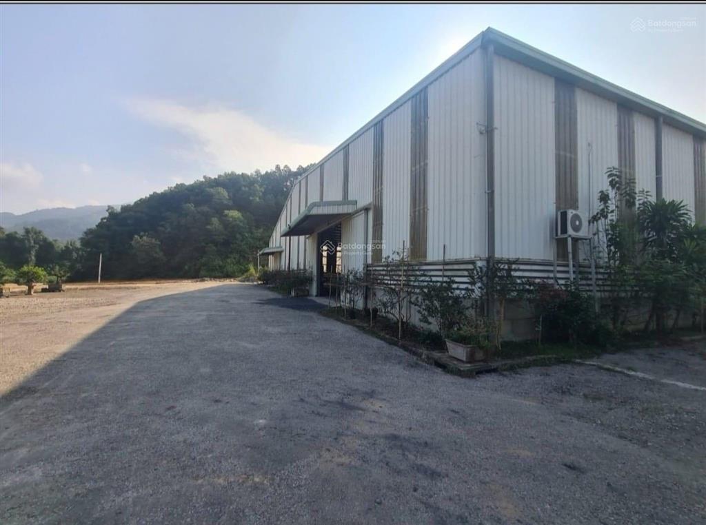 Cho thuê 1000  5000m2 kcn lương sơn và kỳ sơn hoà bình. có pccc nghiệm thu giá từ 35k/m2