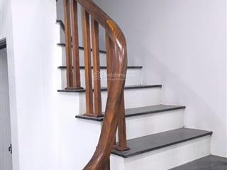 Cực hiếm  2 mặt tiền  nhà xây thô 5 tầng  cách phố phạm văn đồng 50m, 40m2 5.5 tỷ