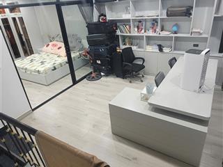 Bán nhà tt cầu giấy chùa hà  52m2  22.5 tỷ  kinh doanh  ở ngay  ô tô đỗ cửa