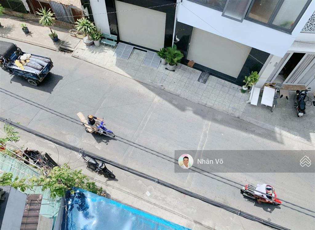 Bán nhà hẻm 84 tân sơn nhì. dt 4mx12.5m, 2 lầu. giá 8.4tỷ tl