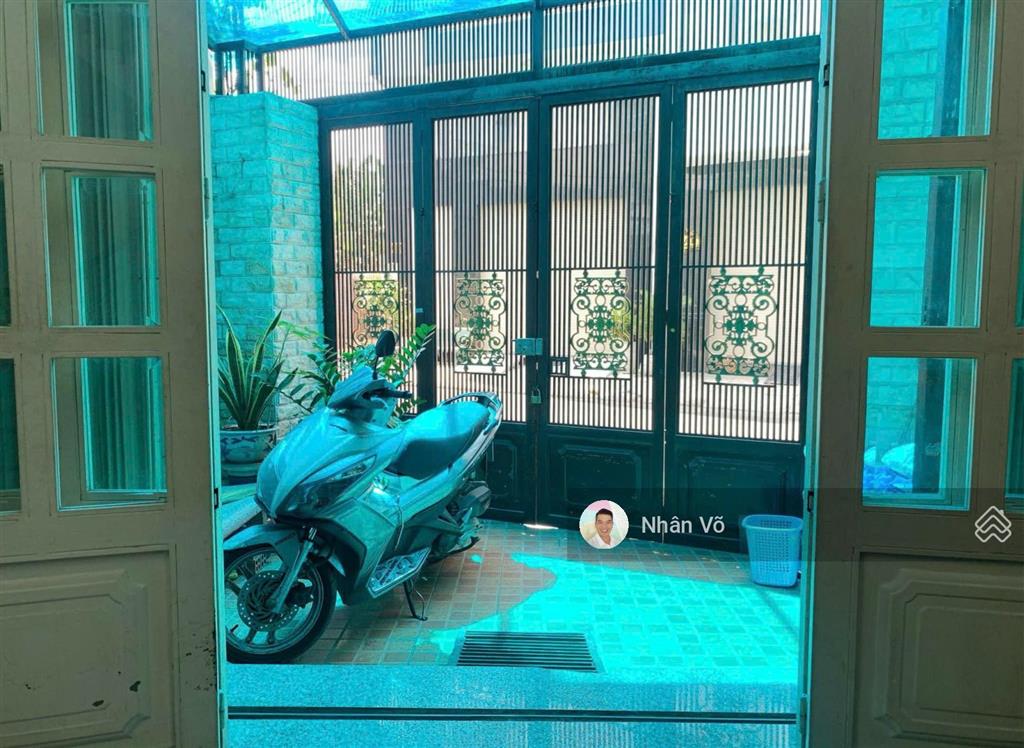 Bán nhà hẻm 84 tân sơn nhì. dt 4mx12.5m, 2 lầu. giá 8.4tỷ tl