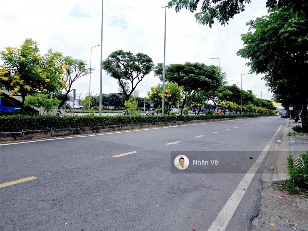 Mặt tiền song hành ql1a ngay vòng xoay an lạc. dt 1314m2 (19mx68m). giá 126 tỷ tl