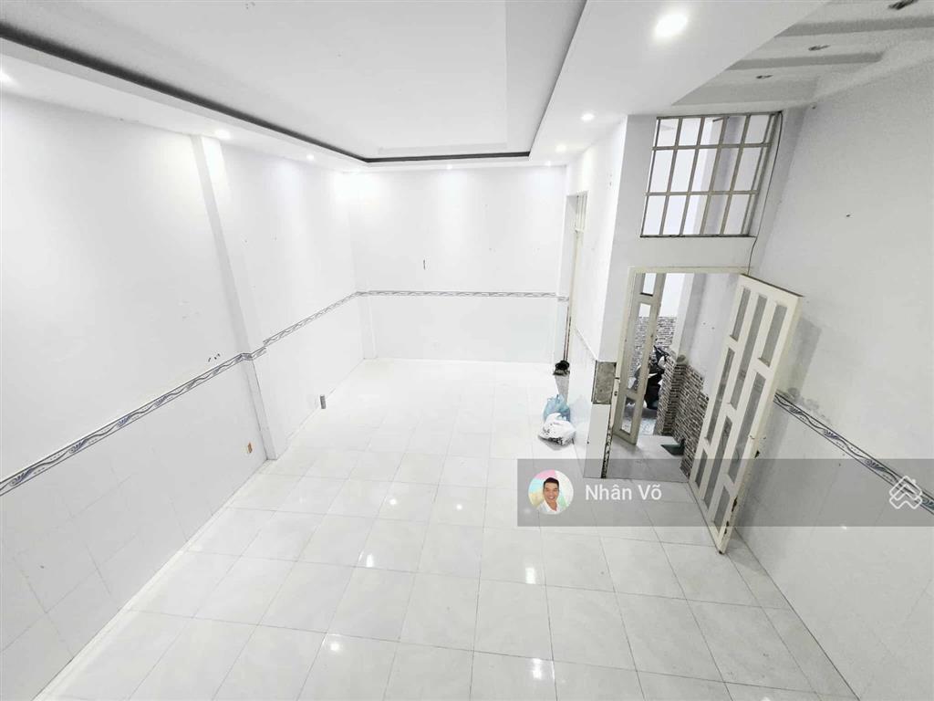 1/ hẻm 6m lưu chỉ hiếu, 52m2, 2tầng, 2pn. giá 5.5tỷ tl