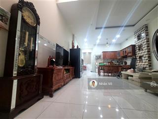 Mt phan huy ích gần trường chinh. dt 3.9mx33m, đúc lửng 45m2. giá 13.5tỷ tl