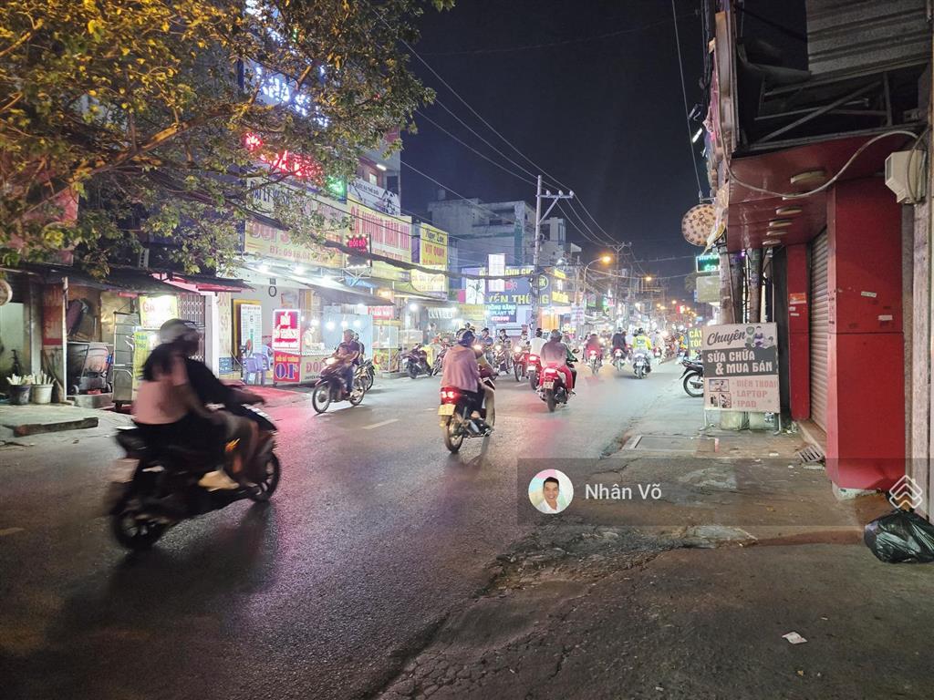 16.5 tỷ tl. 4mx28m  mặt tiền tân kỳ tân quý đoạn giữa lê trọng tấn và trường chinh, rất sầm uất