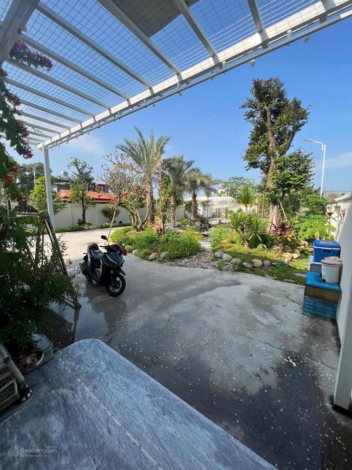 Chủ ngộp bán biệt thự sân vườn 1.040m2 tương bình hiệp, thủ dầu một giá chỉ 13,9 tỷ