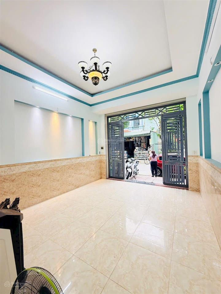 Tôi bán mặt tiền kdc bến thành gần vincom 550 dt 61m đường 12m kd đỉnh