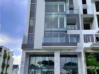 Top tòa nhà nguyên căn trung tâm quận 2 cho thuê từ 10002500m2 hoàn thiện mới  0901 302 ***