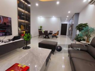 Cho thuê căn hộ 3pn góc vip 115m2 ban công đông nam,view hồ đền lừ nhà mới đồ xịn đẹp giá 17.5tr/th