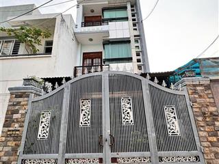 Một căn nhà 4,5 tầng cực đẹp & kiên cố gần biển hòn chồng nha trang (800m) chỉ 5tỷ6