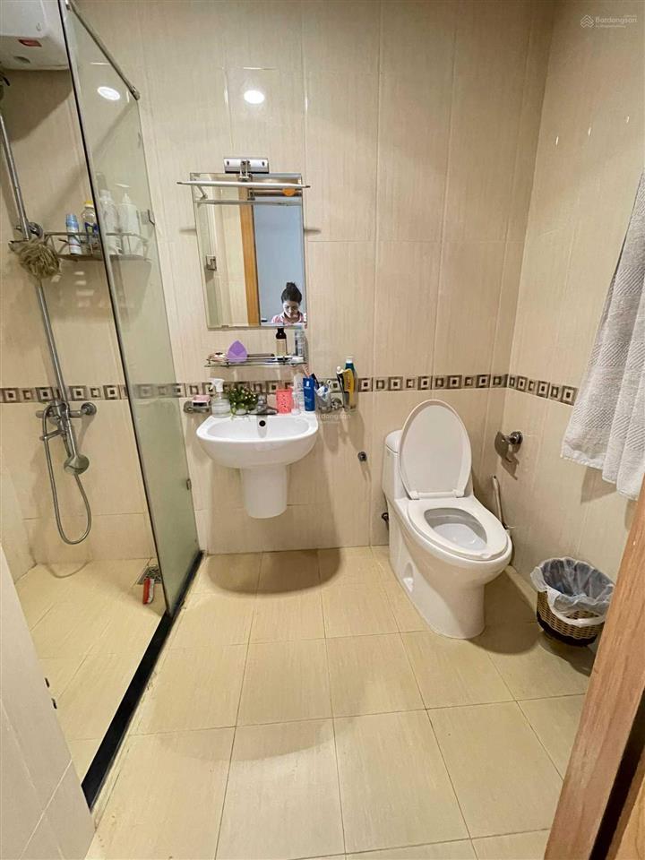 Cần bán gấp căn hộ saigonres vincom plaza đường nguyễn xí, quận bình thạnh. dt 71,16m2, 2pn