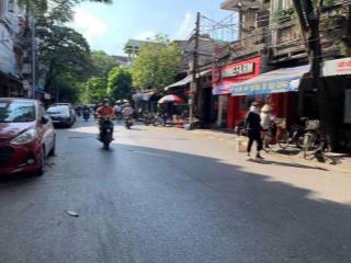 Bán lô đất duy nhất  mặt đường hồ sen  vị trí đắc địa. 0936 911 ***