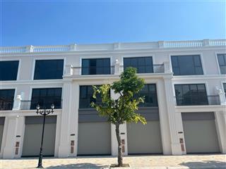 Sốc!!! chiếu khấu 30% căn shop tla86 sở hữu vị trí đắc địa bậc nhất tại vinhomes royal island.