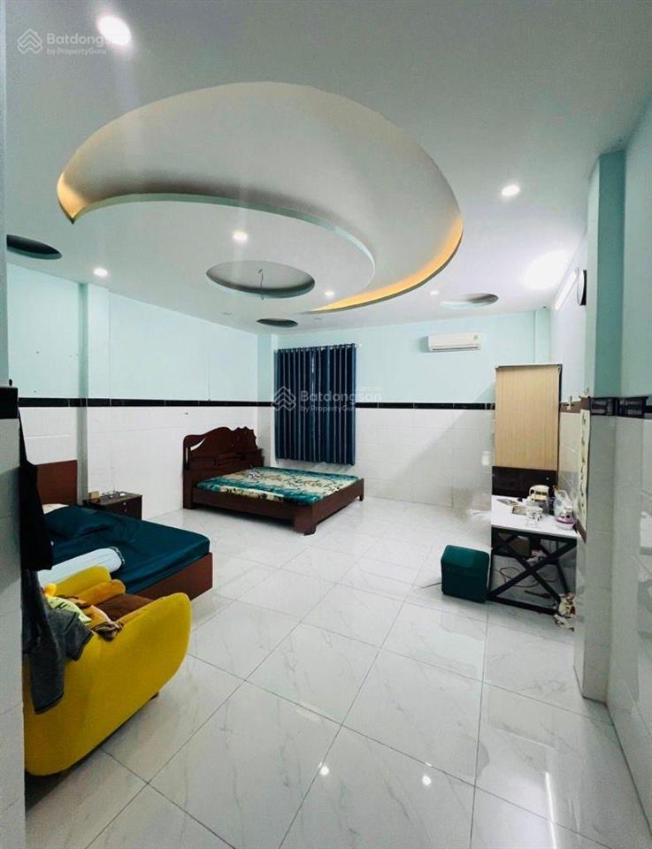 Bán nhà khu tên lửa đối diện bến xe miền tây, bình tân  ngang lớn 5x18  4 tầng  4pn  nhỉnh 9 tỷ