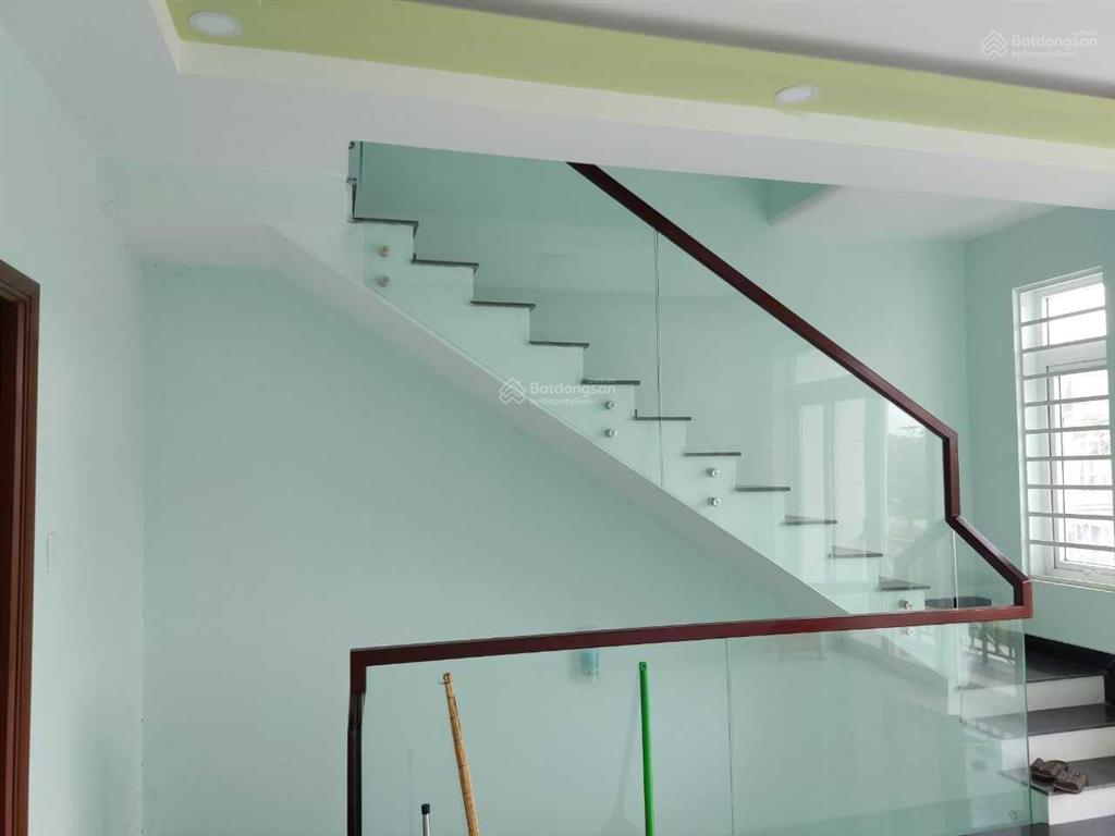 Nhà phố phúc an city  đã hoàn thiện đẹp  bán nhanh 2 tỷ 300