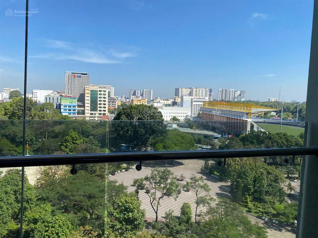 Bán căn hộ park legend, 3pn, 3wc, 113m2, giá 10,8 tỷ, căn góc, 2 ban công, 0908 435 *** viễn