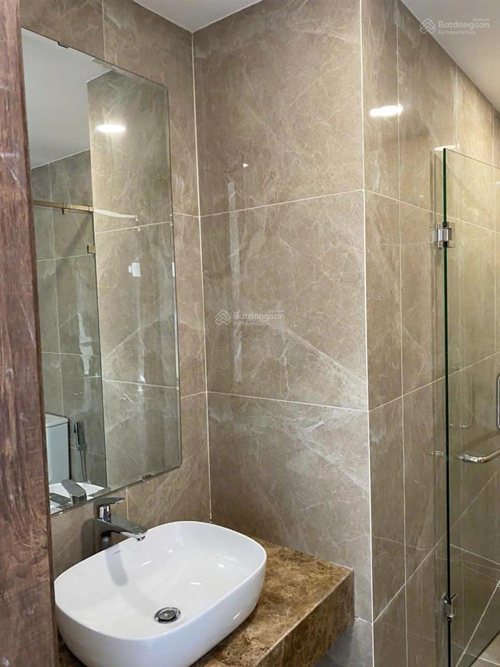 Bán căn hộ park legend, 3pn, 3wc, 113m2, giá 10,8 tỷ, căn góc, 2 ban công, 0908 435 *** viễn