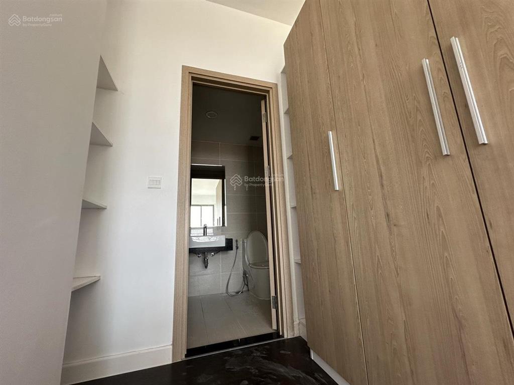 Bán căn hộ newton , 2pn , 2wc , 75m2 , không nội thất , giá 5.8 tỷ , 0908 435 ***