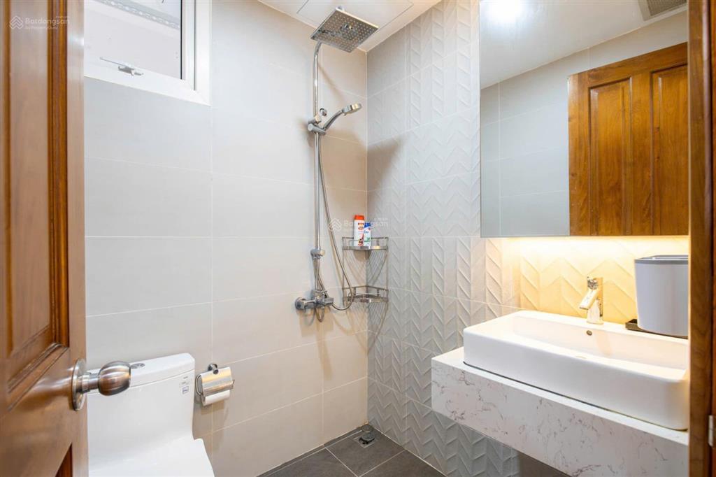 Cho thuê căn hộ sky center, 2pn, 2wc, 74m2, full nội thất, giá 17 triệu / tháng, 0908 435 ***