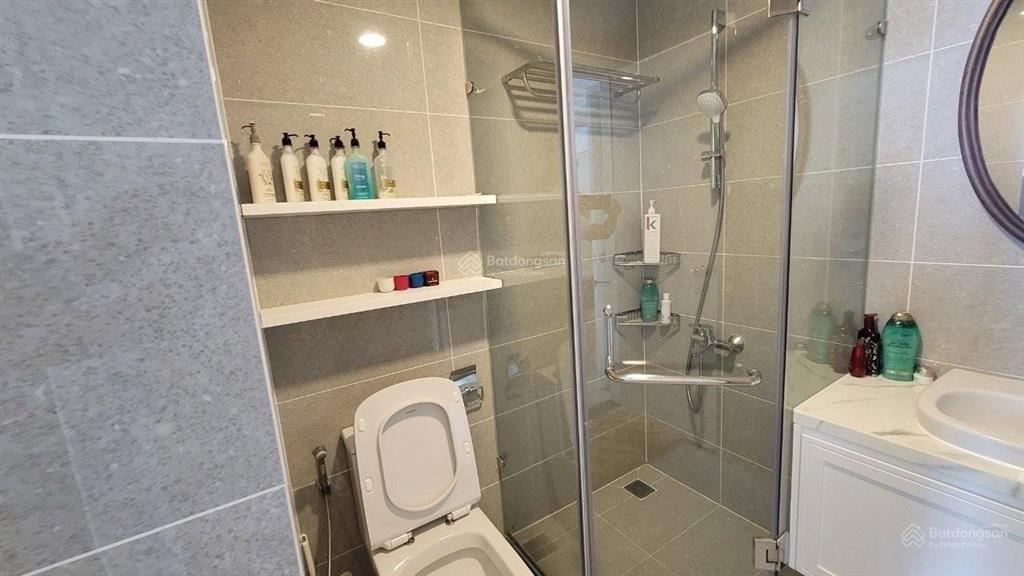 Cho thuê căn hộ terra royal, 2pn, 2wc, 72m2, không nội thất, giá 20 triệu/th, 0908 435 ***