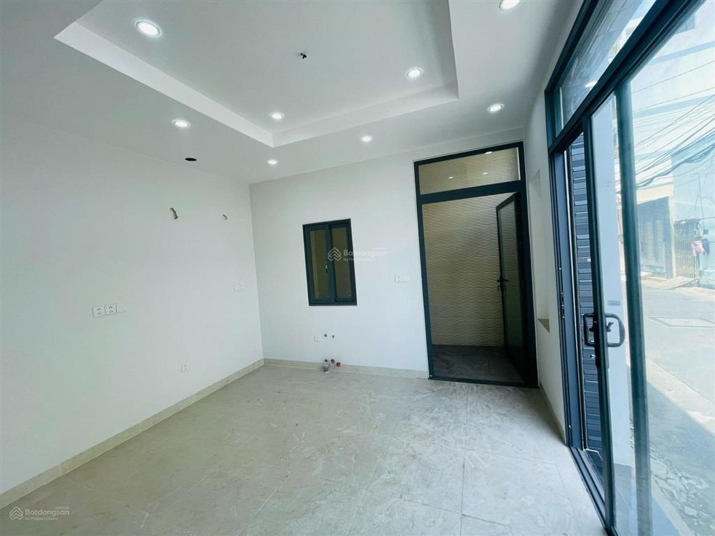 Siêu phẩm góc 2 mt đường mã lò  bình tân ,sổ hồng riêng, nhà mới tiện kinh doanh hoặc cho thuê