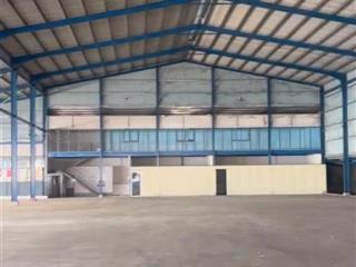 Cho thuê xưởng tp vĩnh long dt 4500m2 giá 165 tr