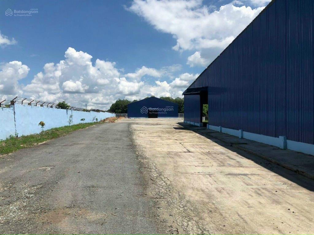 Cần cho thuê xưởng dt 15000m2, giá 140 tr