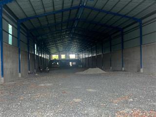 Cho thuê xưởng mới. mt ql 1a vĩnh long dt 1400m2
