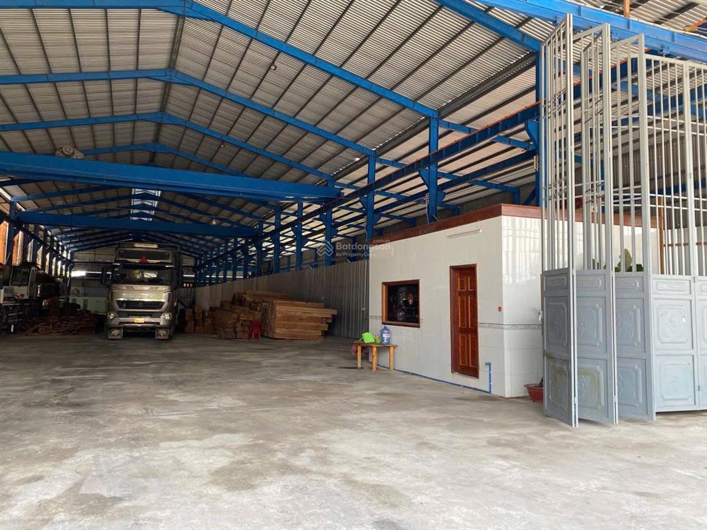 Cho thuê xưởng mt ql1a, cái bè, tiền giang dt 6000m2