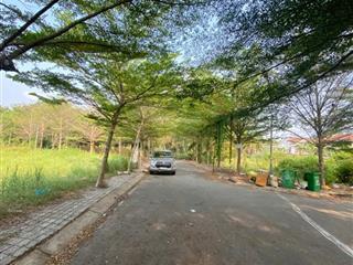 Bán đất 7,5*14,4m, 4,5 tỷ, hxh 6m, số 1344 lê văn lương pk nhà bè, shr, khu vực này đã cấp gpxd