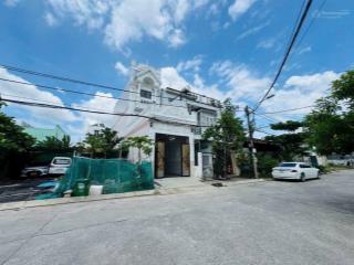 Bán nhà mới 126 nguyễn văn tạo 3 tầng st 4*26m, giá 6,85 tỷ, đường xe hơi 10m, shr, kế quốc tế mỹ