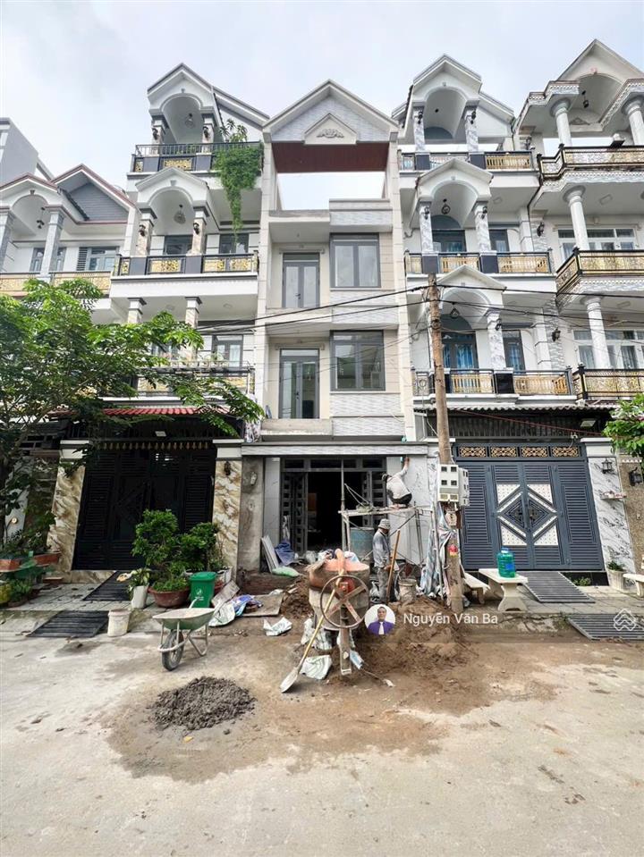 Bán nhà đường 826 c long hậu giá rẻ từ 1,5 tỷ, kế sg village, kdc thái sơn, gần lê văn lương,shr