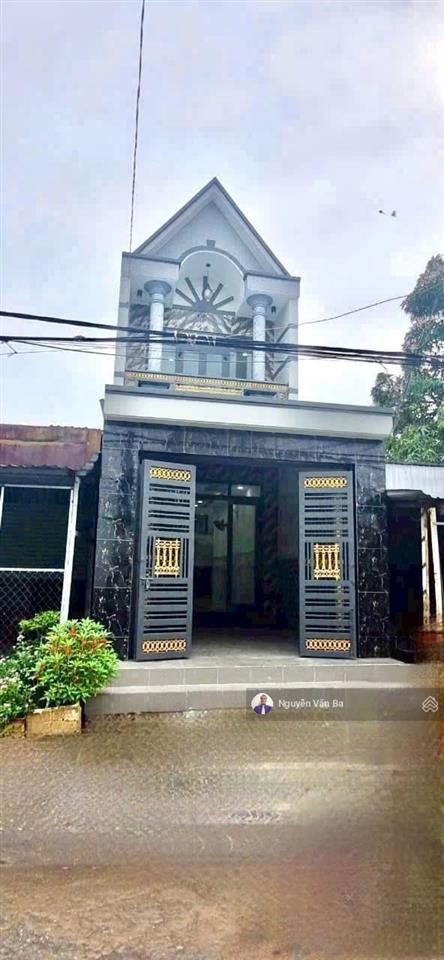 Bán nhà 2 tầng mặt tiền đường 826c long hâu 4*31m, 5,7 tỷ, kế sg village, ngay chợ, lê văn lương nd
