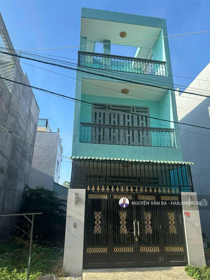 Bán nhà kdc hoàng hoa long hậu 3 tầng 4,3*15m, giá 3,8 tỷ, kế sg village, t&t millennia, shr