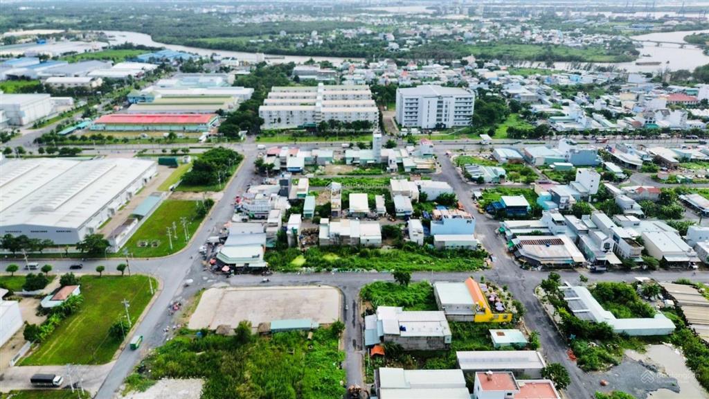 Còn 1 lô giá ngộp chỉ 2.250 tỷ/90m2 tại kdc nam sài gòn l/h 0937 161 ***