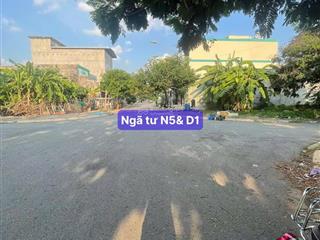 Giá cực tốt lô góc dg n5 & d1, kdc long hậu , ngang 8 x 20 m.giá chỉ 31 tr /1m2 .l/h 0937 161 ***