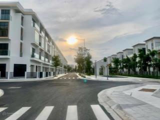 Giá tốt nhất nhà thô dãy lk khu t & t millenia, 1 trệt + 3 lầu. chỉ hơn 4.8 tỷ. nga 0937 161 ***