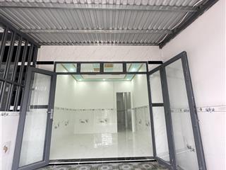 Bán nhà riêng chia tài sản 4x18 thổ cư, đường xe hơi gần xuân thới sơn, hóc môn giá rẻ 860tr